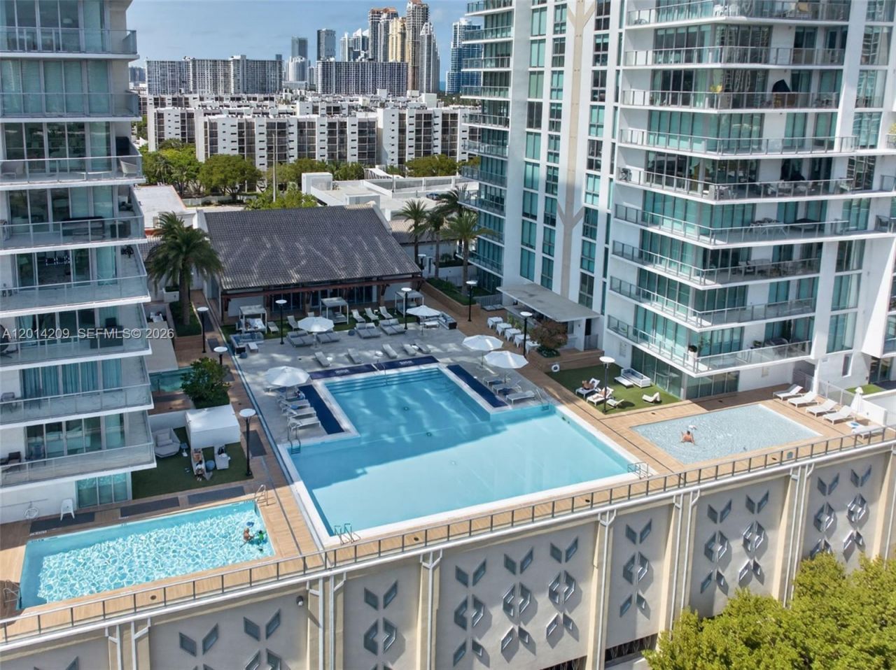 300 Sunny Isles Blvd, Unit 4-1902, Sunny Isles Beach, FL 33160 Photo