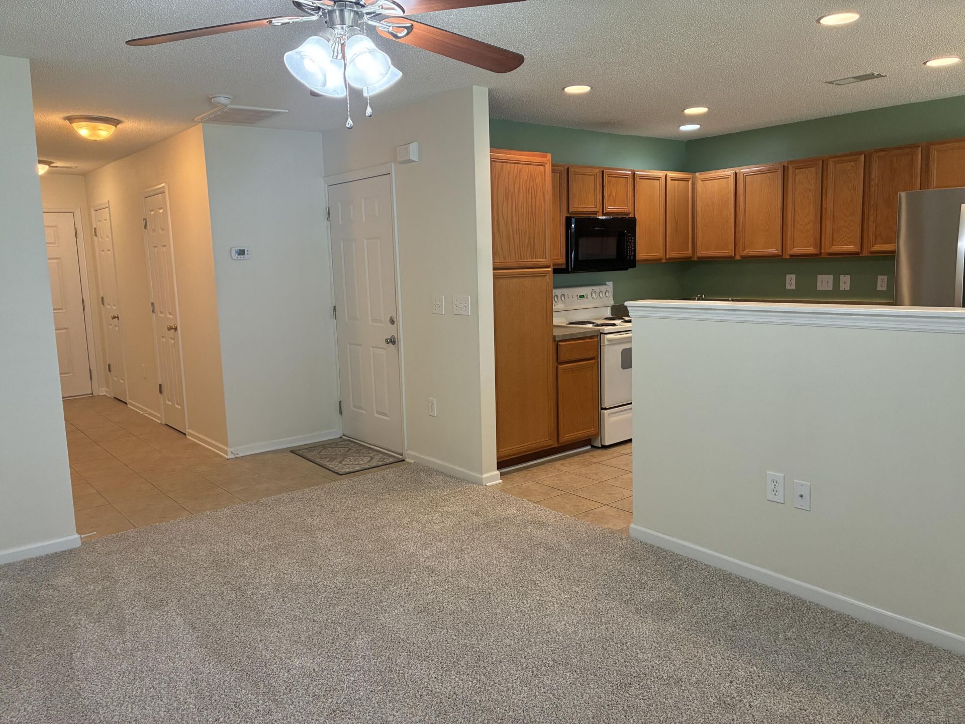 902 Yellow Hawthorn Circle Photo 6