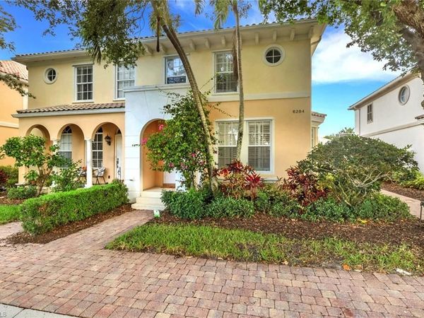 6284 Towncenter CIR , NAPLES, FL 34119