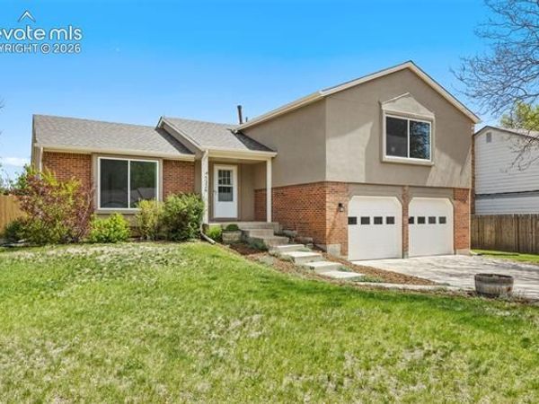 5326 Picket Drive, Colorado Springs, CO 80918