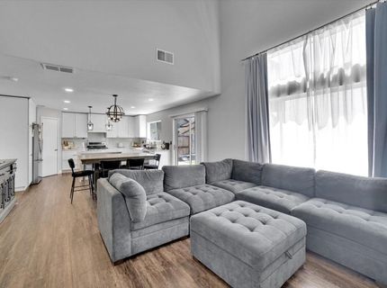 5210 Calvine Rd, Sacramento, CA 95823 Photo