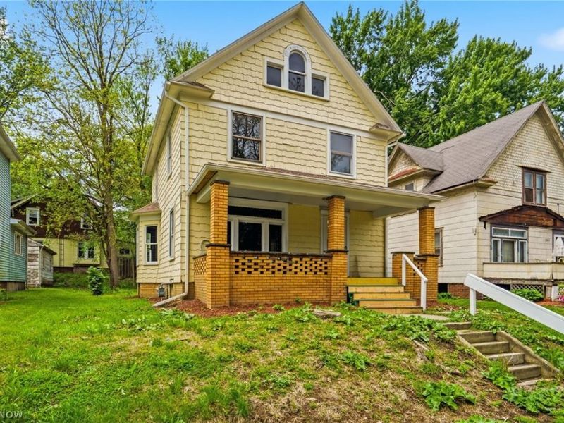 1387 S Seneca Avenue, Alliance, OH 44601 Photo 4
