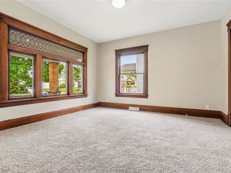 1387 S Seneca Avenue, Alliance, OH 44601 Photo 8