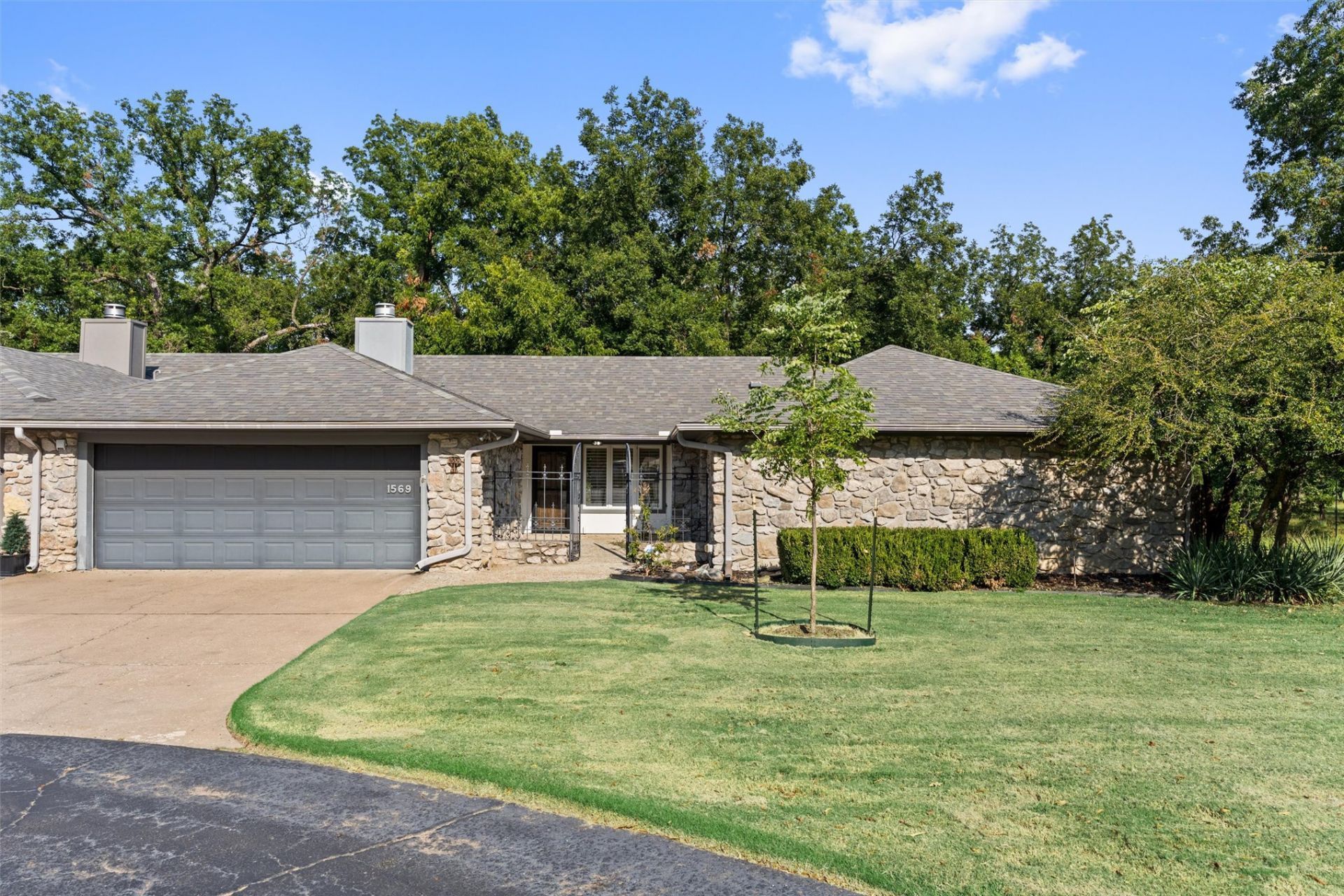 1569 Pecan Place, Bartlesville, OK 74003 Main Photo