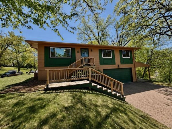 29941 Greenleaf Dr, Burlington, WI 53105