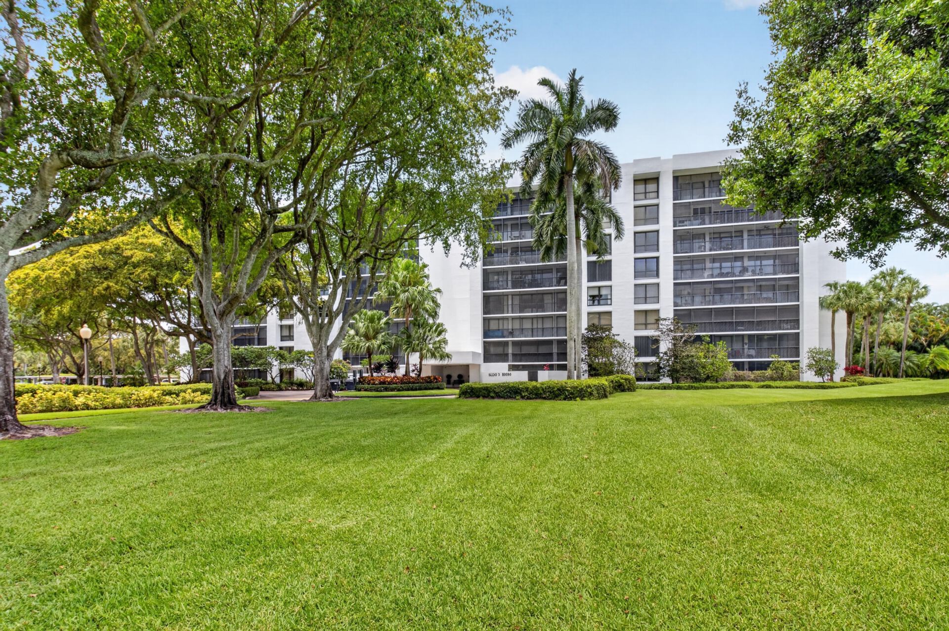 20090 Boca W Drive, Unit 338, Boca Raton, FL 33434 Photo