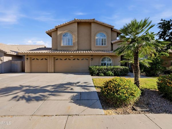 6833 E ACOMA Drive, Scottsdale, AZ 85254