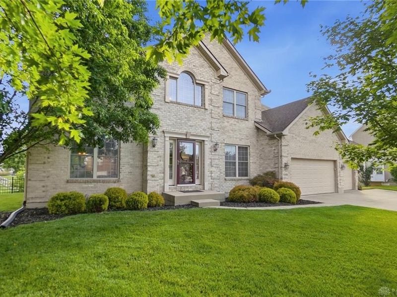 2162 Marchfield Way, Beavercreek, OH 45434 Photo 2