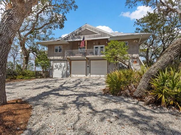 11471 SW 154th Ave, Cedar Key, FL 32625