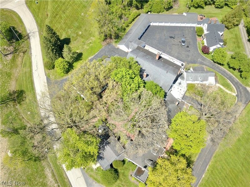14661 Hillbrook Lane N, Unit 4, Chagrin Falls, OH 44022 Photo 14