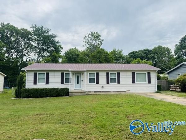 518 Dean Street, Scottsboro, AL 35768