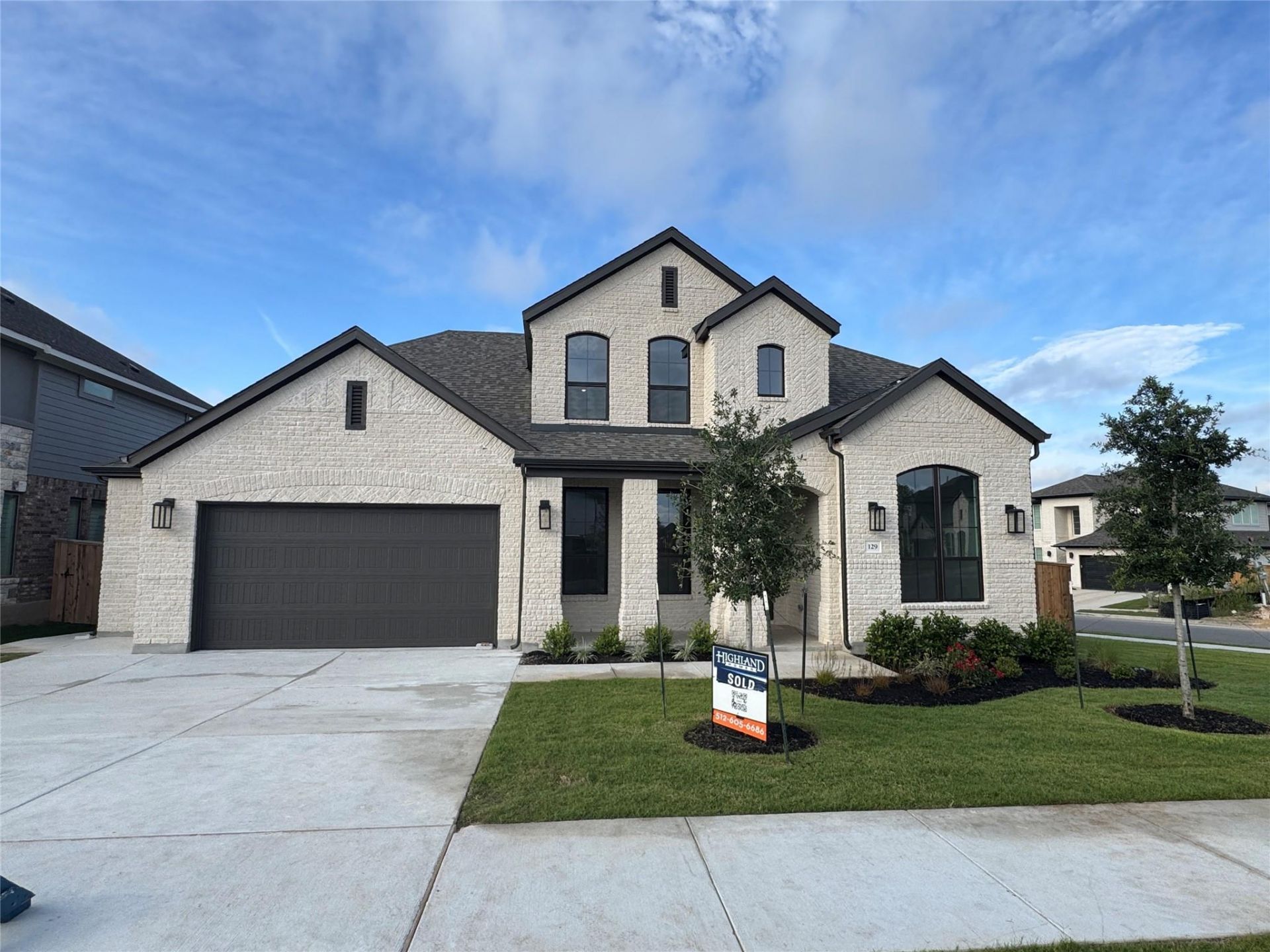 129 Carnation Cv, Georgetown, TX 78628 Main Photo
