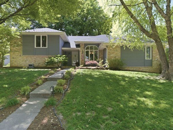 3407 S Valley View Avenue , Springfield, MO 65804