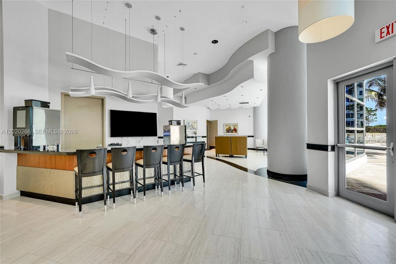 3101 S Ocean Dr, Unit 701, Hollywood, FL 33019 Photo