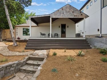 3102 W Jefferson Boulevard , Dallas, TX 75211