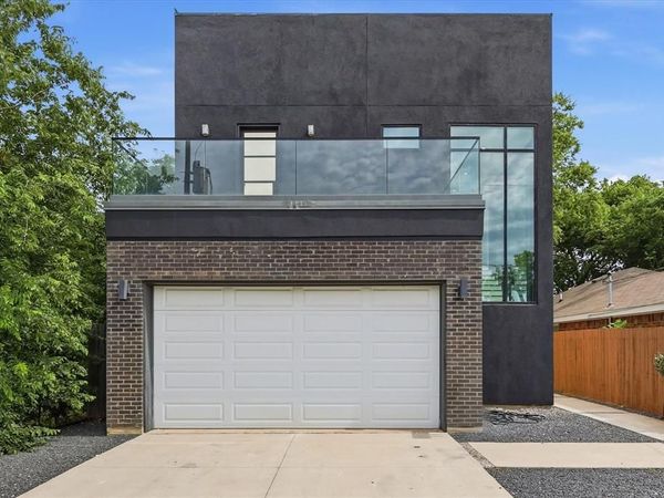 2021 Dennison Street , Dallas, TX 75212