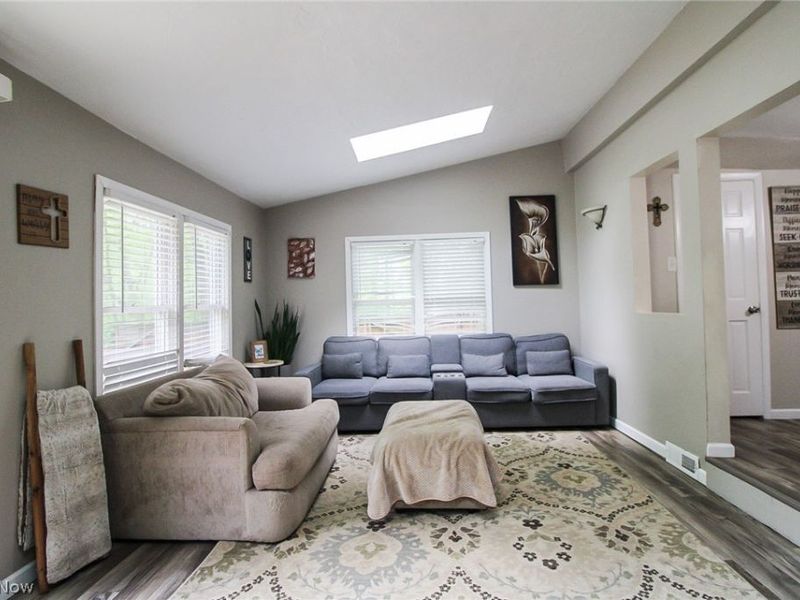 8248 Dawson Drive SE, Warren, OH 44484 Photo 6
