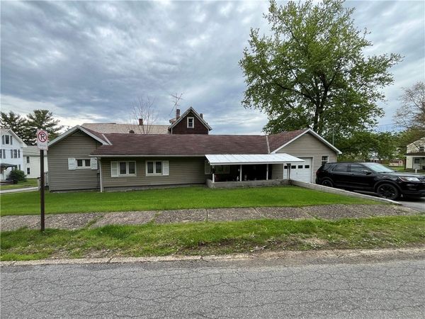 406 S Penn St, Punxsutawney, PA 15767