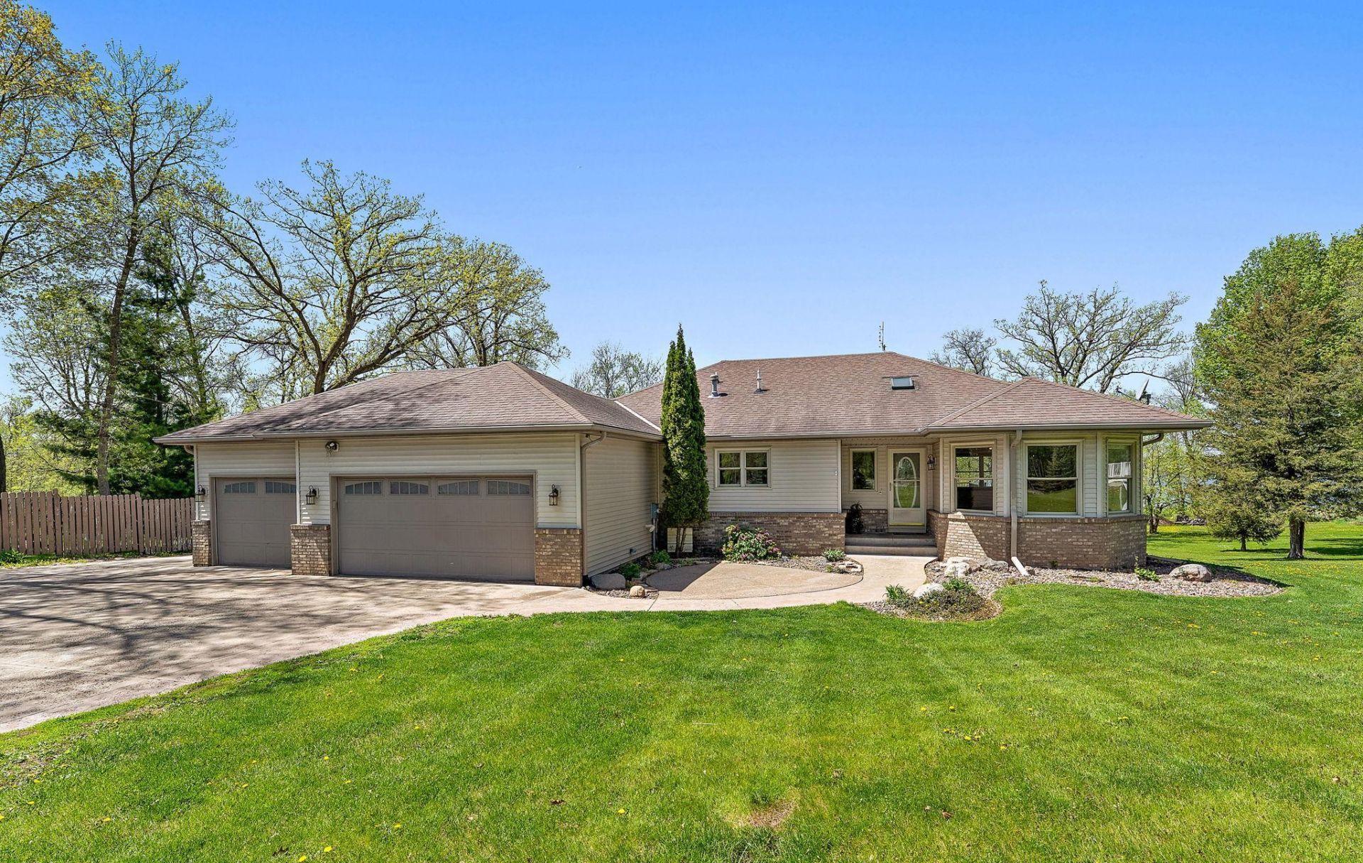 47792 Blue Heron Trail , Rush City, MN 55069