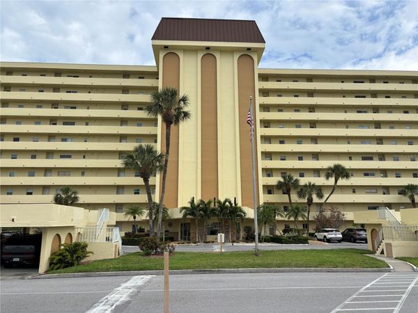 4725 COVE CIRCLE , Unit 405, ST PETERSBURG, FL 33708