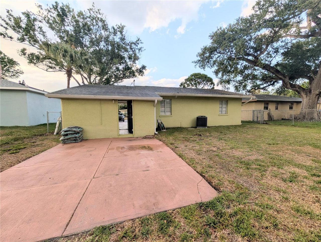 1912 3rd Avenue E, Bradenton, FL 34208 Photo