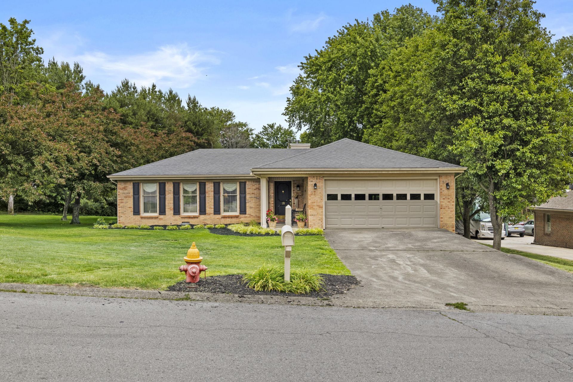 18 Casa Landa Way, Winchester, KY 40391 Main Photo