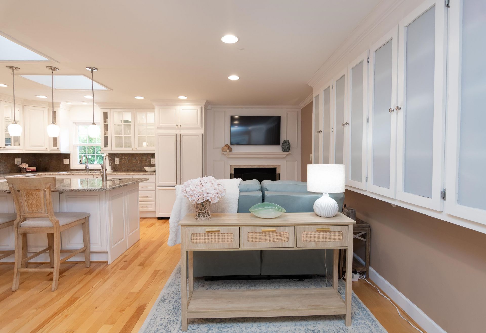 407 Arcadian Dr.  Photo 9