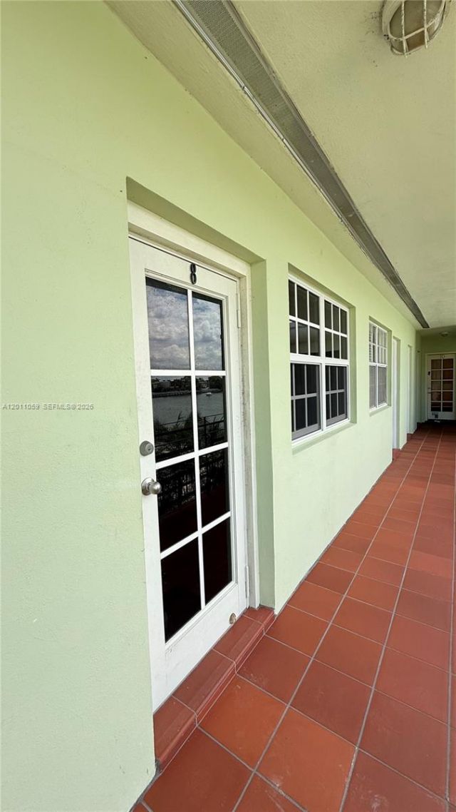8600 Byron Ave, Unit 8600-8, Miami Beach, FL 33141 Photo