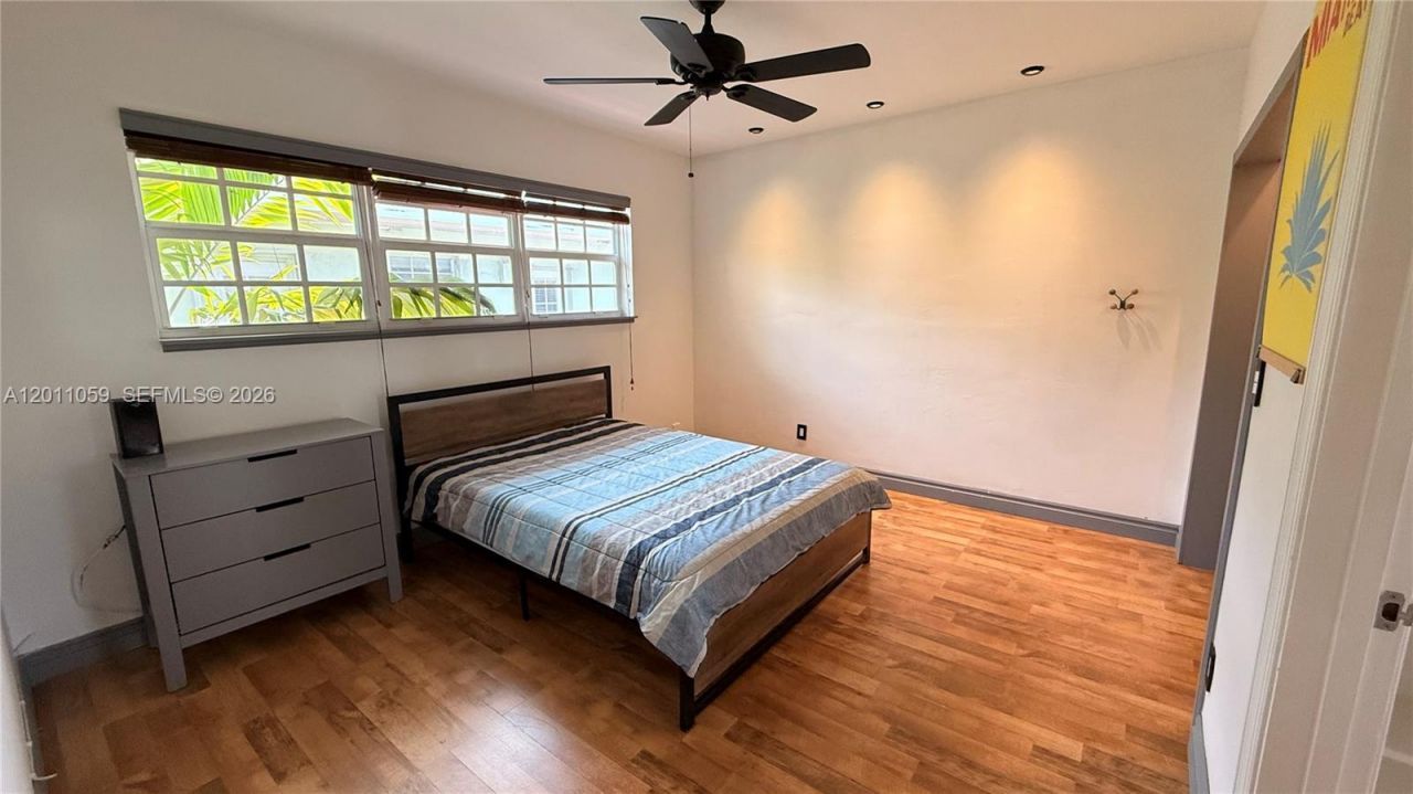8600 Byron Ave, Unit 8600-8, Miami Beach, FL 33141 Photo