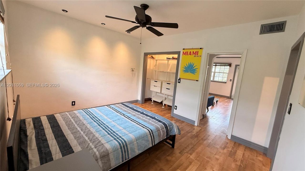 8600 Byron Ave, Unit 8600-8, Miami Beach, FL 33141 Photo