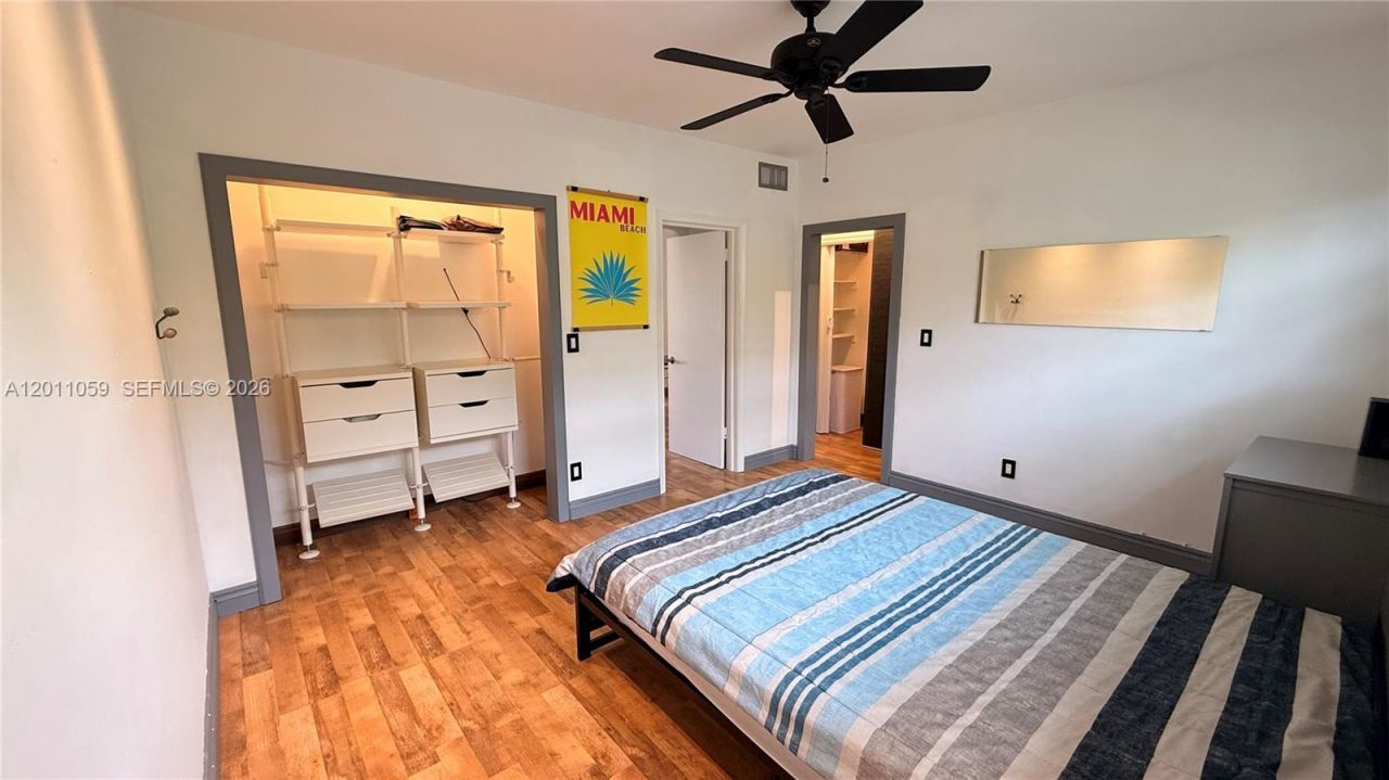 8600 Byron Ave, Unit 8600-8, Miami Beach, FL 33141 Photo