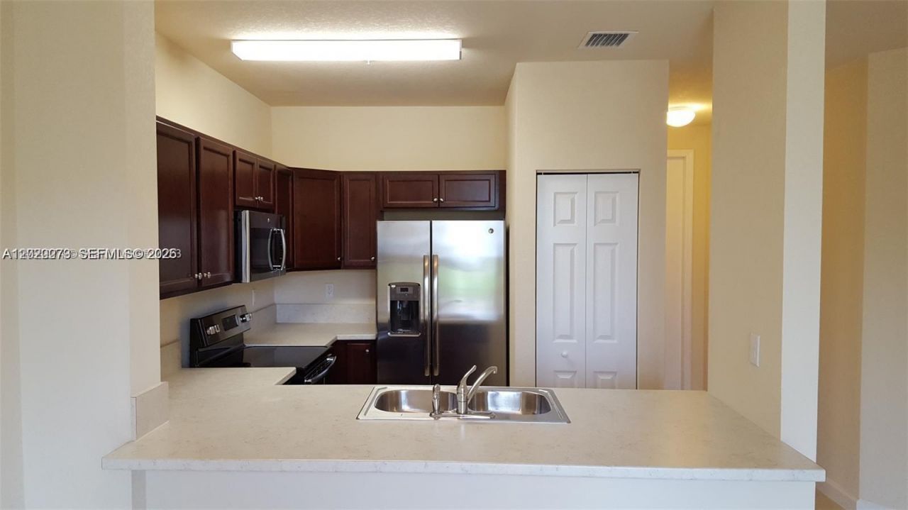 142 SE 28th Ter , Unit 7, Homestead, FL 33033 Photo