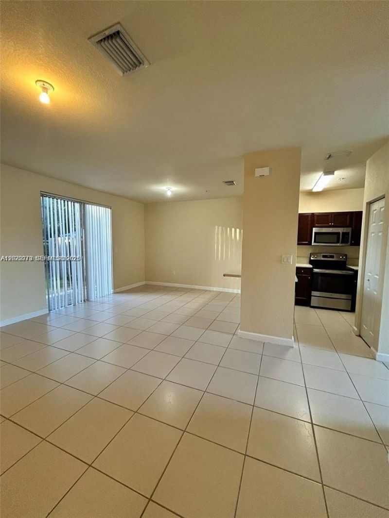 142 SE 28th Ter , Unit 7, Homestead, FL 33033 Photo