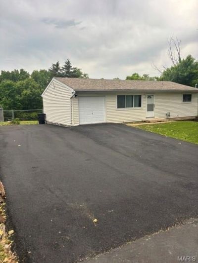 1267 Patrick Drive , Fenton, MO 63026 Main Photo