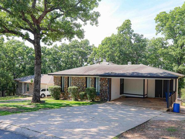 5020 Lynn Lane, North Little Rock, AR 72118