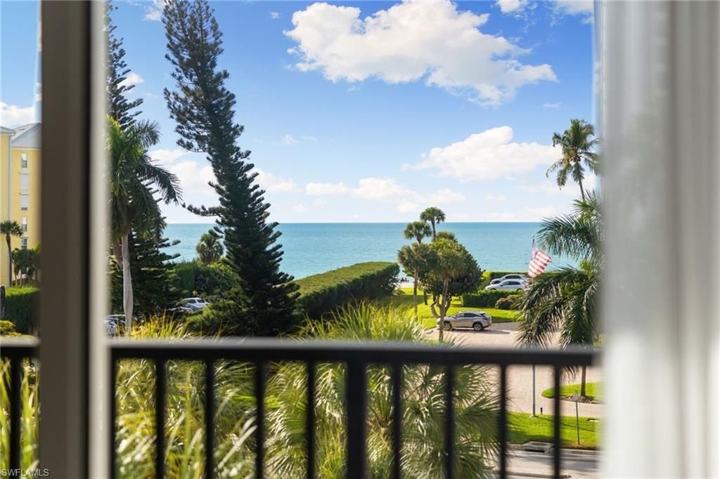 3500 Gulf Shore Blvd N, Unit 406, Naples, FL 34103 Photo