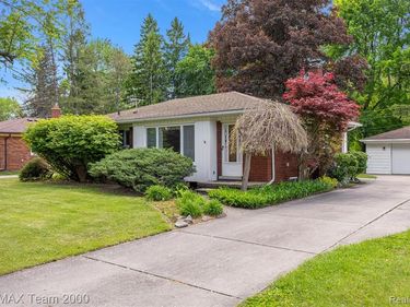27143 Westland Road, Redford Twp, MI 48240