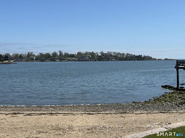 13 Harbour, Unit B, Branford, CT 06405