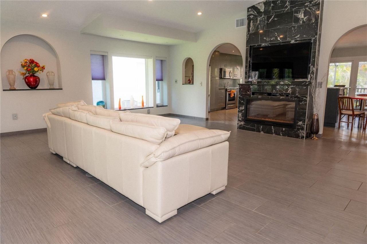 3210 Bayou Sound, Longboat Key, FL 34228 Photo