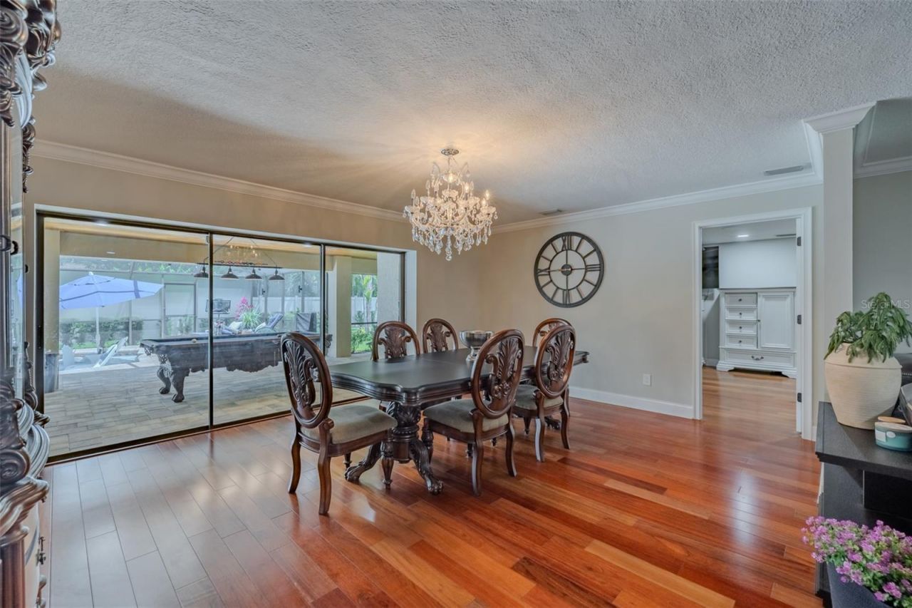 125 Barrington Drive , Brandon, FL 33511 Photo