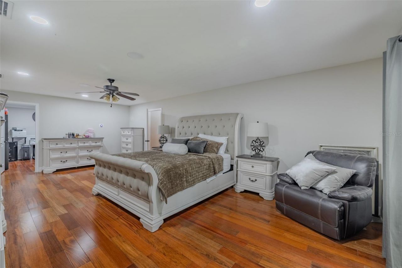 125 Barrington Drive , Brandon, FL 33511 Photo