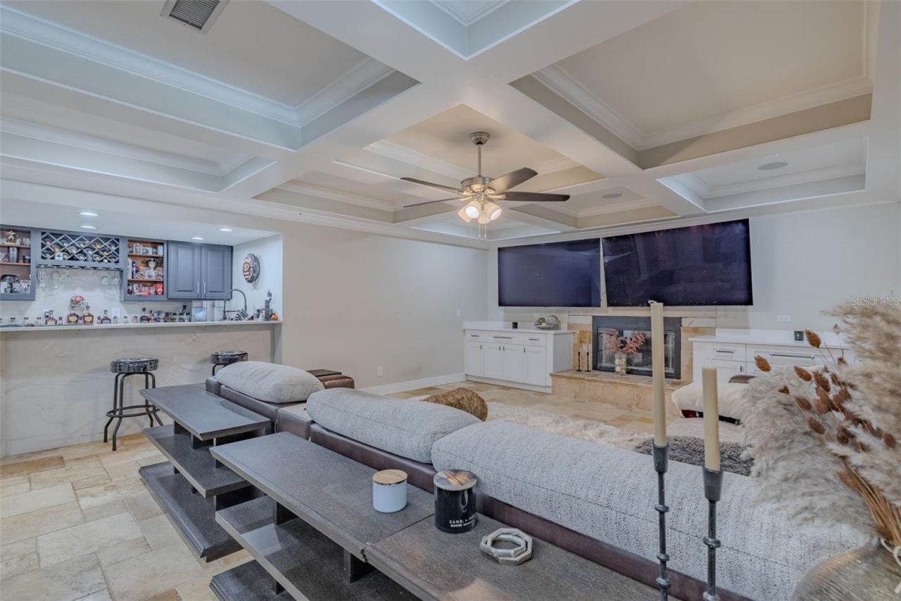 125 Barrington Drive , Brandon, FL 33511 Photo