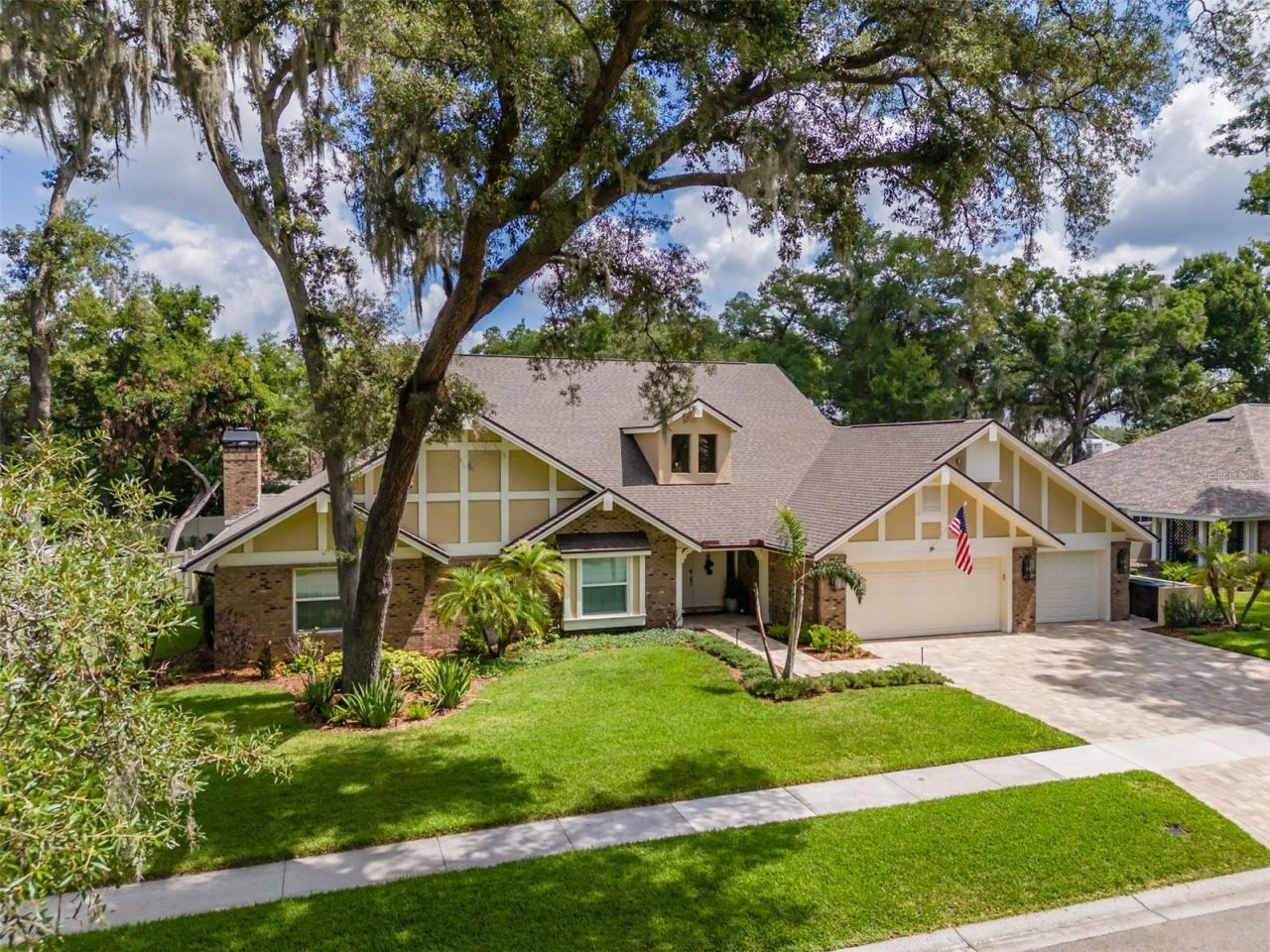 125 Barrington Drive , Brandon, FL 33511 Photo