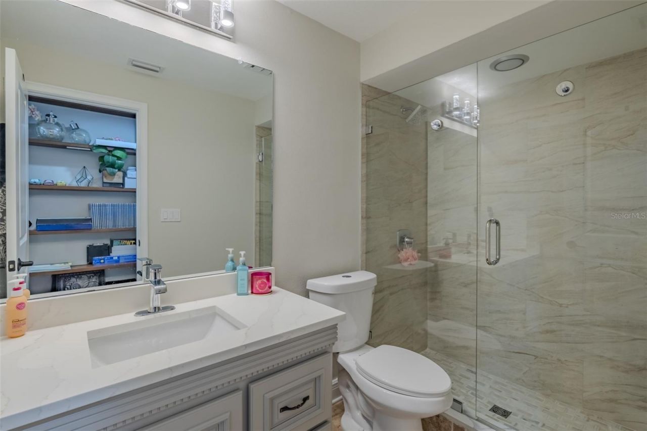 125 Barrington Drive , Brandon, FL 33511 Photo
