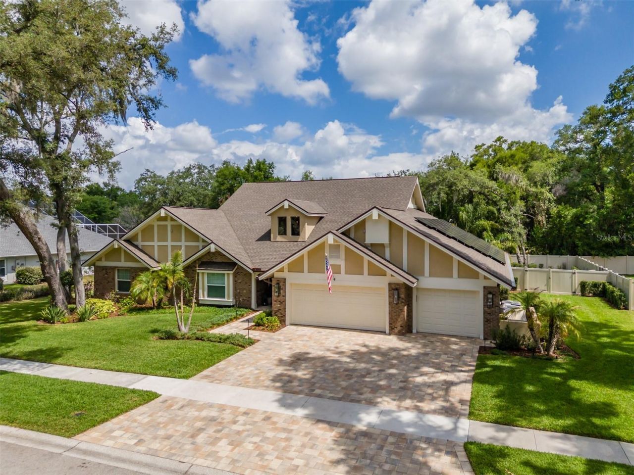 125 Barrington Drive , Brandon, FL 33511 Photo