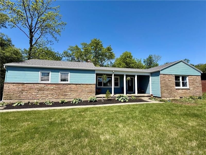 233 Grand Vista Drive, Beavercreek, OH 45440 Photo 1