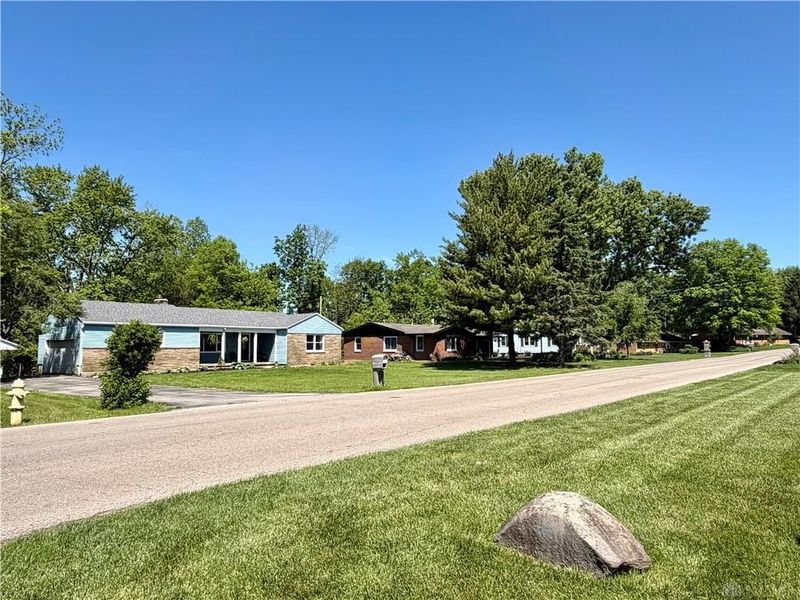 233 Grand Vista Drive, Beavercreek, OH 45440 Photo 2