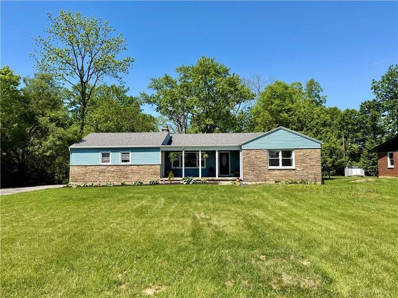 233 Grand Vista Drive, Beavercreek, OH 45440 Photo 4
