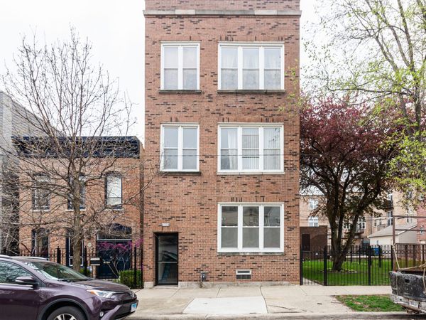 1922 N Wilmot Avenue , Unit 1R, Chicago, IL 60647