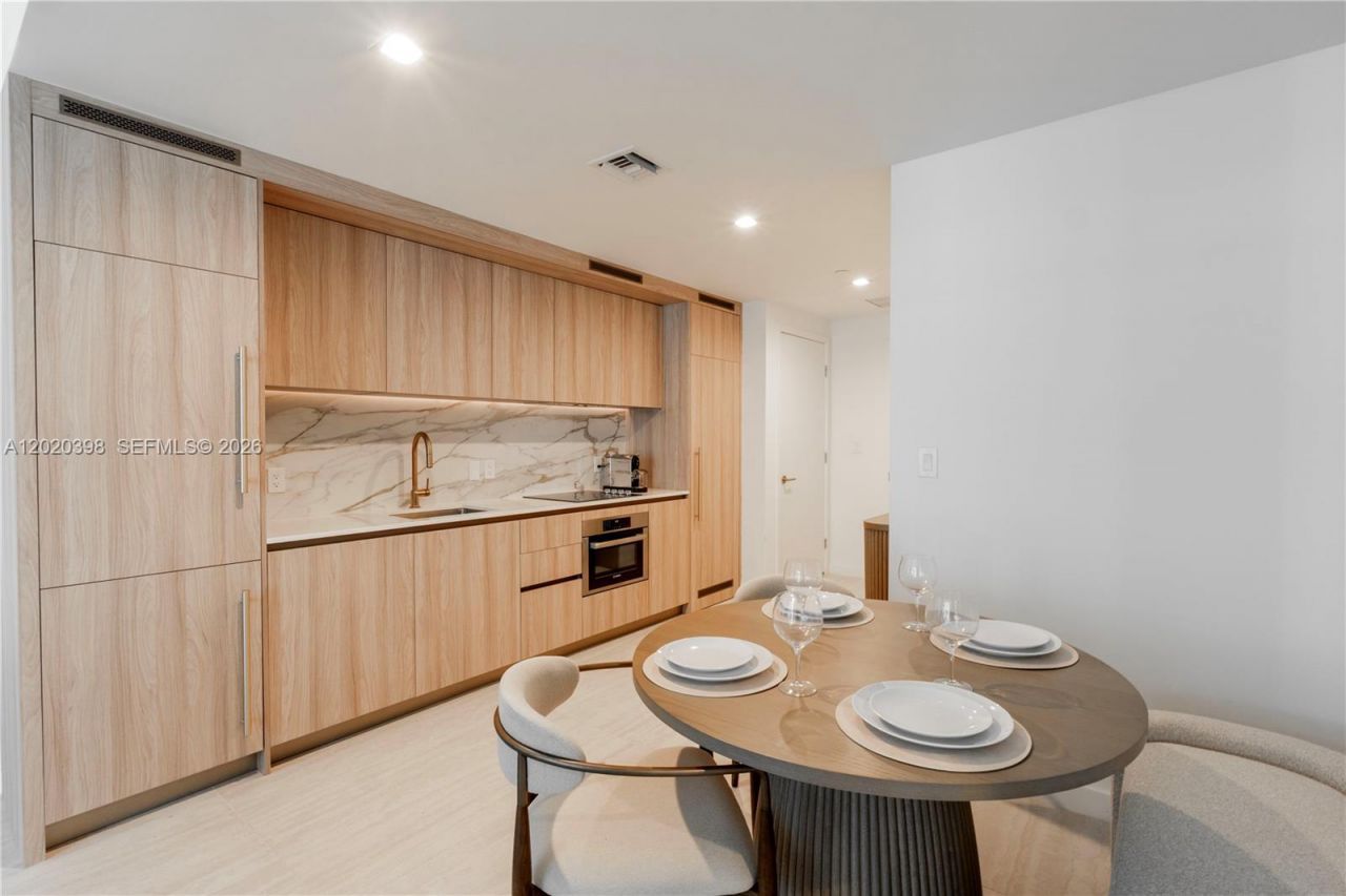 77 SE 5th St , Unit 1910, Miami, FL 33131 Photo